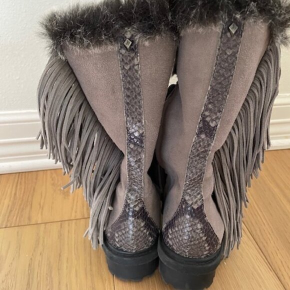 NWOT Sam Edelman Grey Suede Fringe Tilden Boots Size 7 - Picture 4 of 6